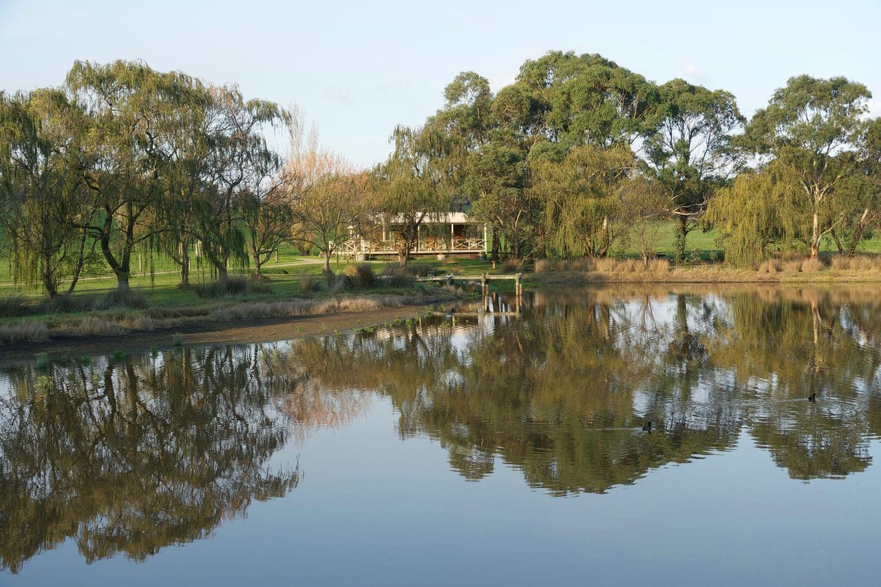 Little Lake Cottage Nyora Εξωτερικό φωτογραφία