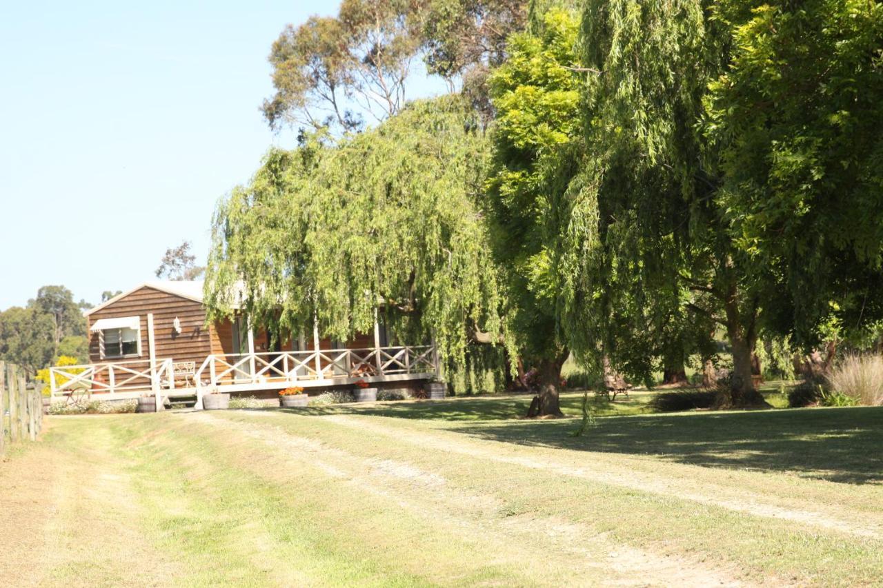 Little Lake Cottage Nyora Δωμάτιο φωτογραφία